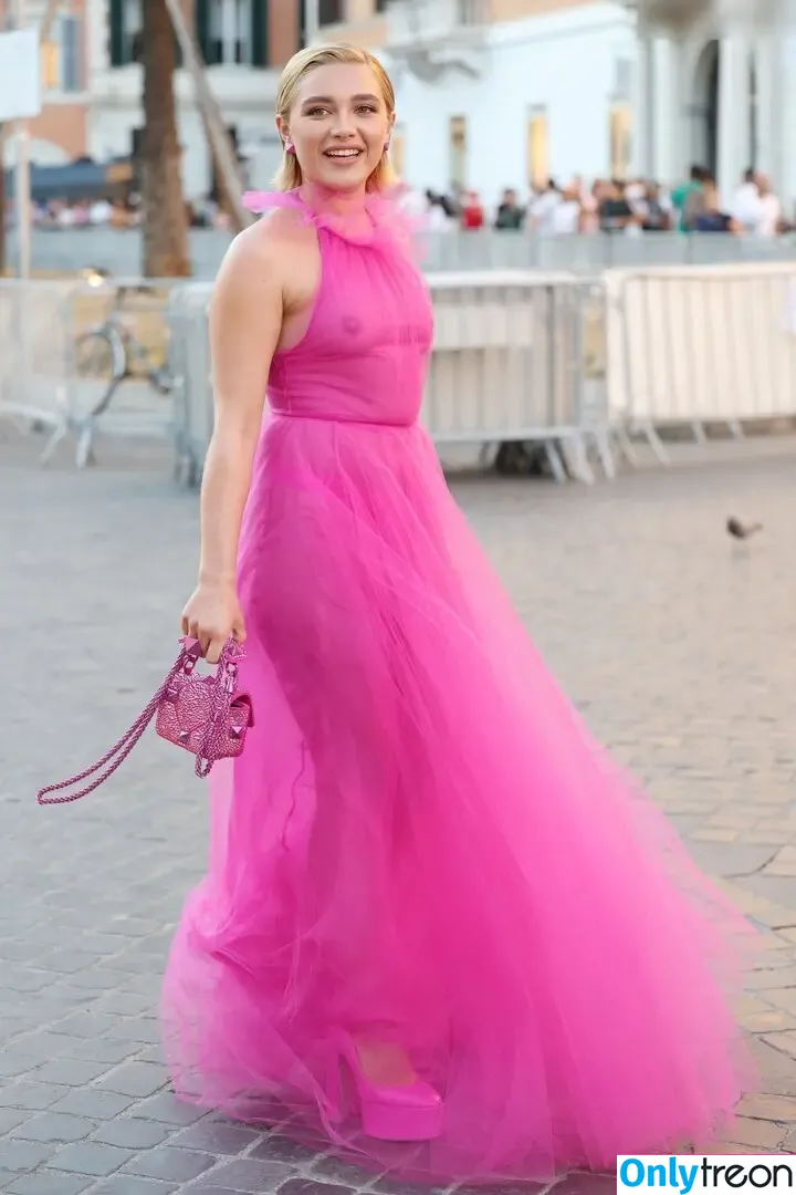 Florence Pugh голая photo #1311 (florencepugh)