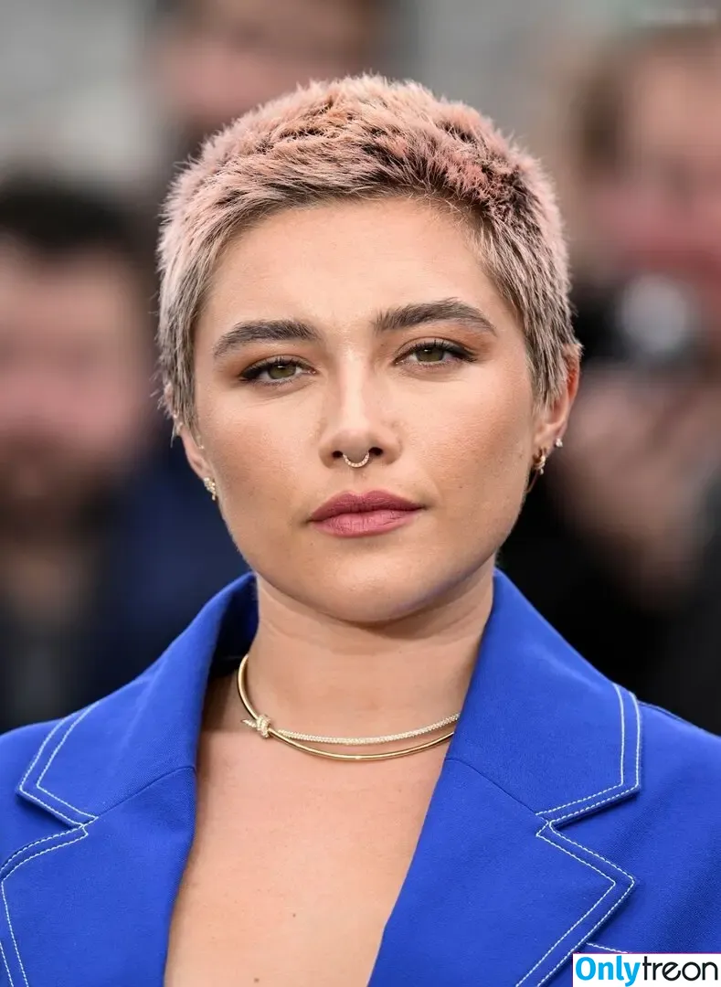 Florence Pugh nude photo #1338 (florencepugh)