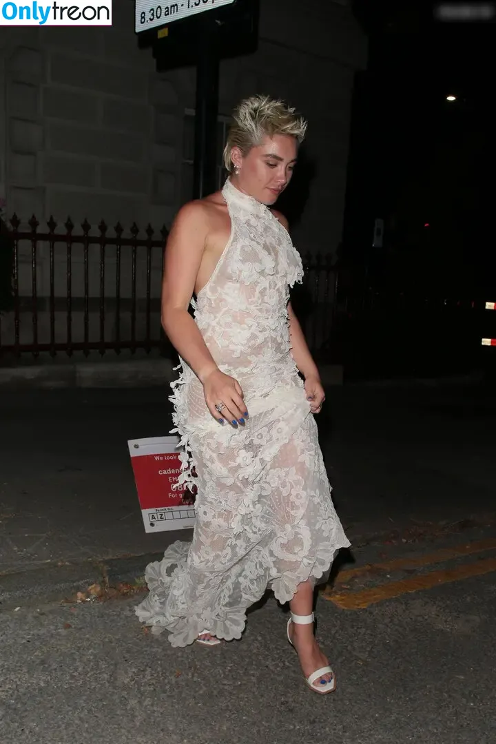 Florence Pugh nude photo #1359 (florencepugh)