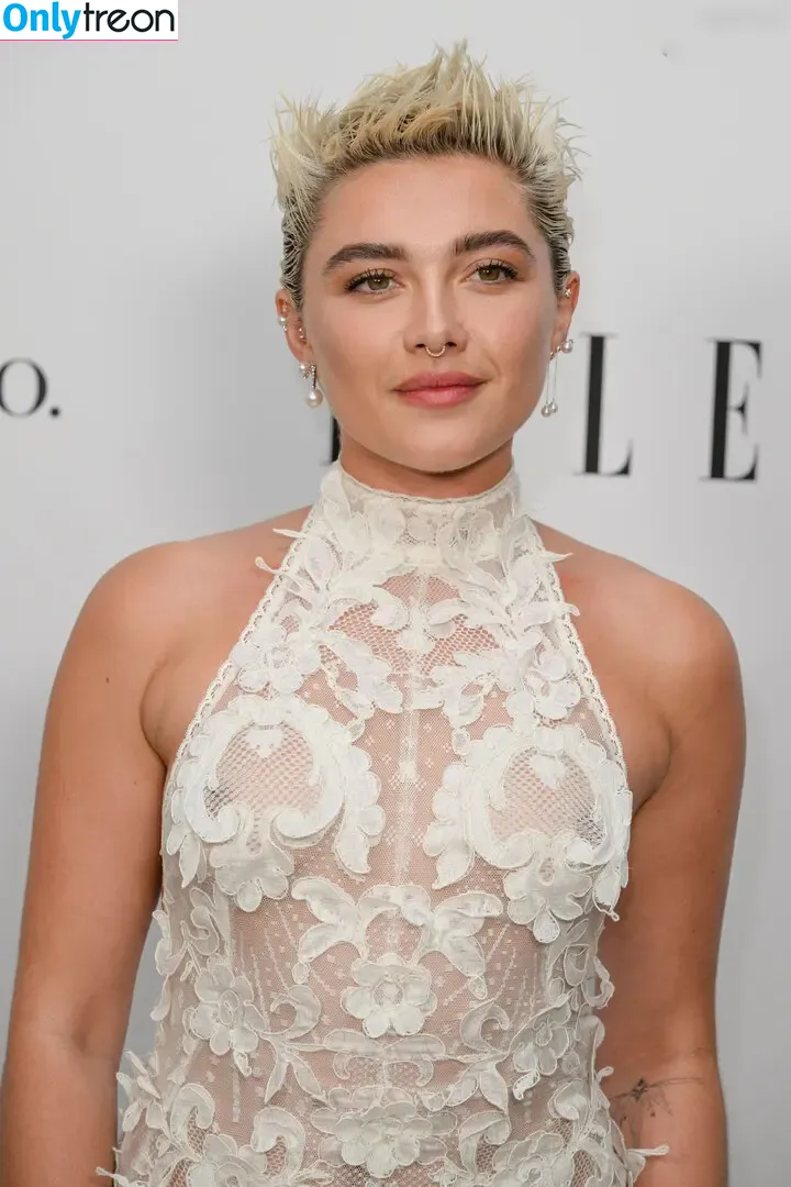 Florence Pugh nude photo #1365 (florencepugh)