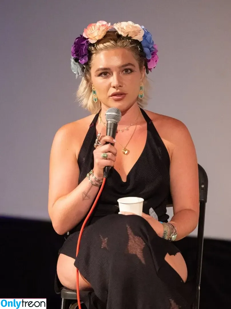 Florence Pugh nude photo #1513 (florencepugh)