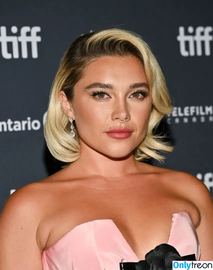 Florence Pugh nude photo #1598 (florencepugh)