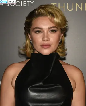 Florence Pugh / florencepugh фото голая #2111