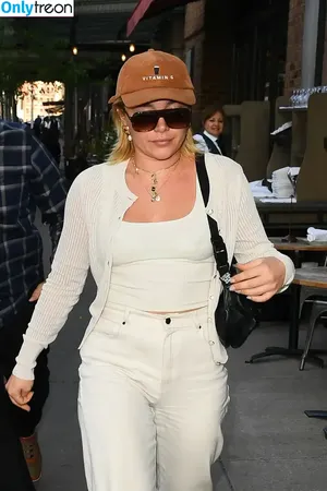 Florence Pugh / florencepugh nude photo #2150