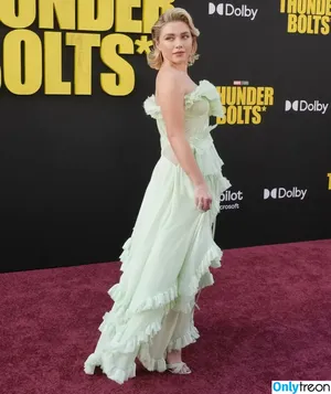 Florence Pugh / florencepugh nude photo #2181