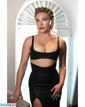 Florence Pugh / florencepugh nude photo #2226