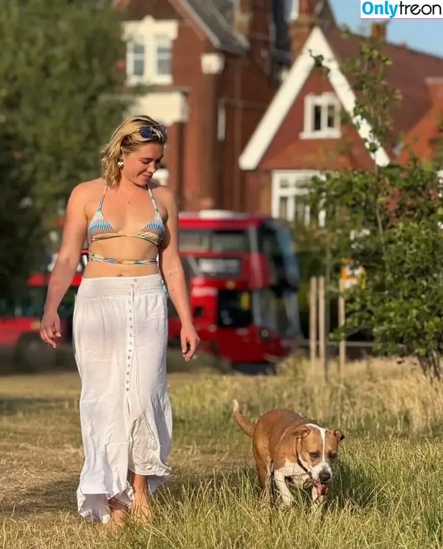 Florence Pugh nude photo #2231 (florencepugh)