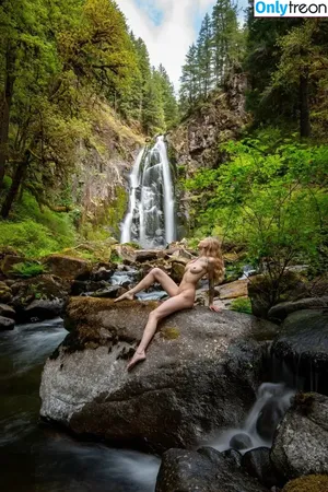 flower_fairy / flowerfairypnw nude photo #0005