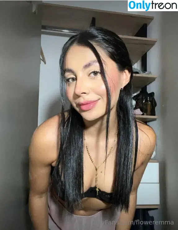floweremma nude photo #0416 (floweramaames)