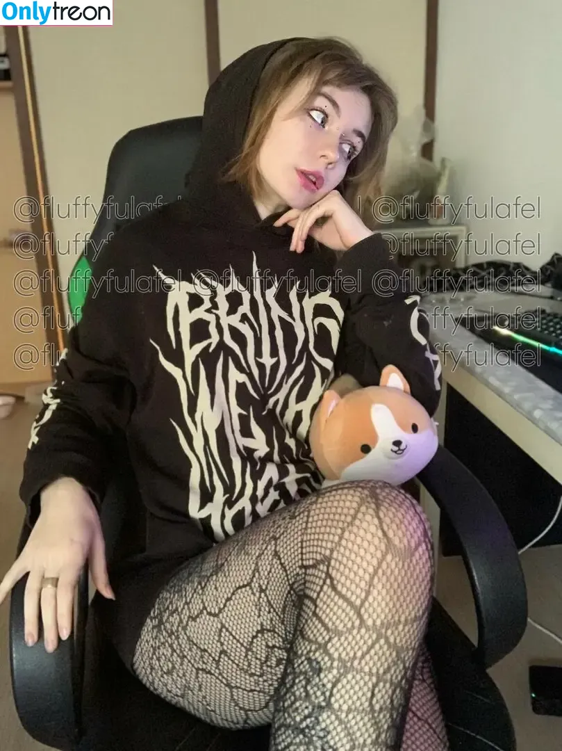 fluffyfulafel nude photo #0721 (fluffangel / fluffy.falafel / fluffypuffy / fluffypuffy777 / katyalolina / kiki_lastya / kikilastya)