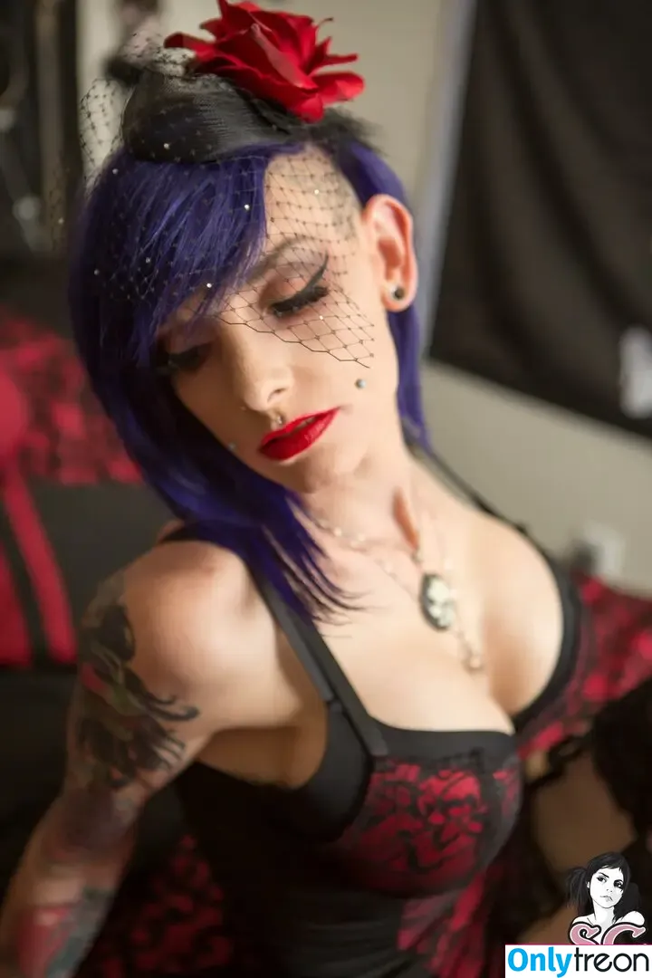 Fluxdeluge nude photo #0023 (flux_fans)