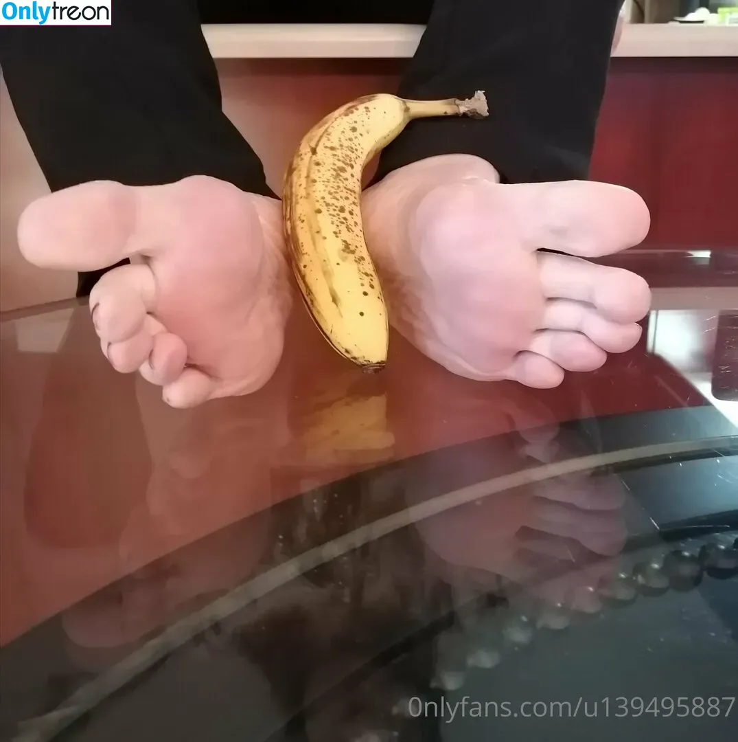 foot-mistress-miss-b nude photo #0033 (foot_mistress_miss_b)