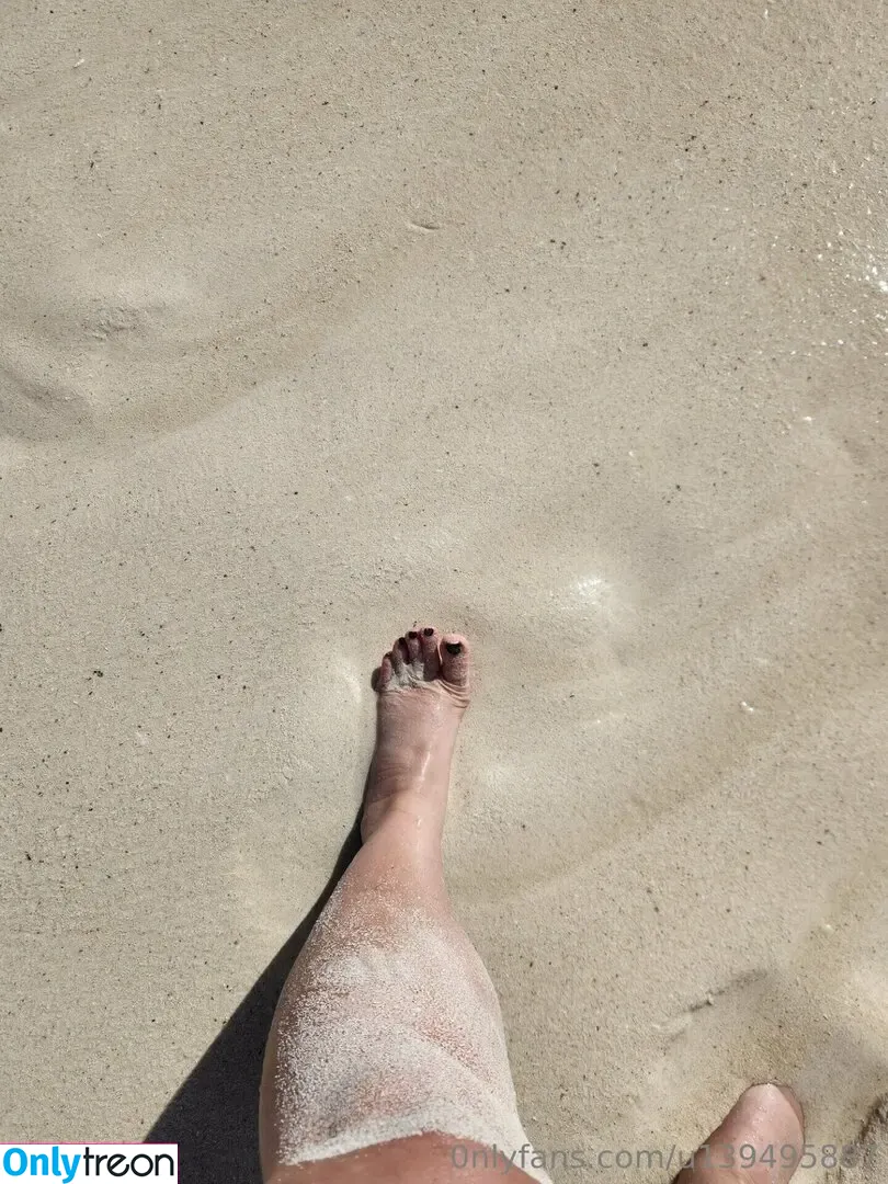 foot-mistress-miss-b nude photo #0163 (foot_mistress_miss_b)