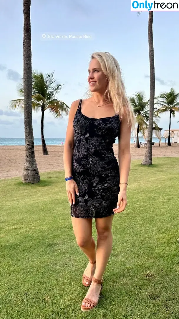 FootDocDana-  Dr. Dana Brems nude photo #0001 (footdocdana)