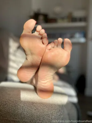 footjobsandfeet / feetsandfoots nude photo #0011