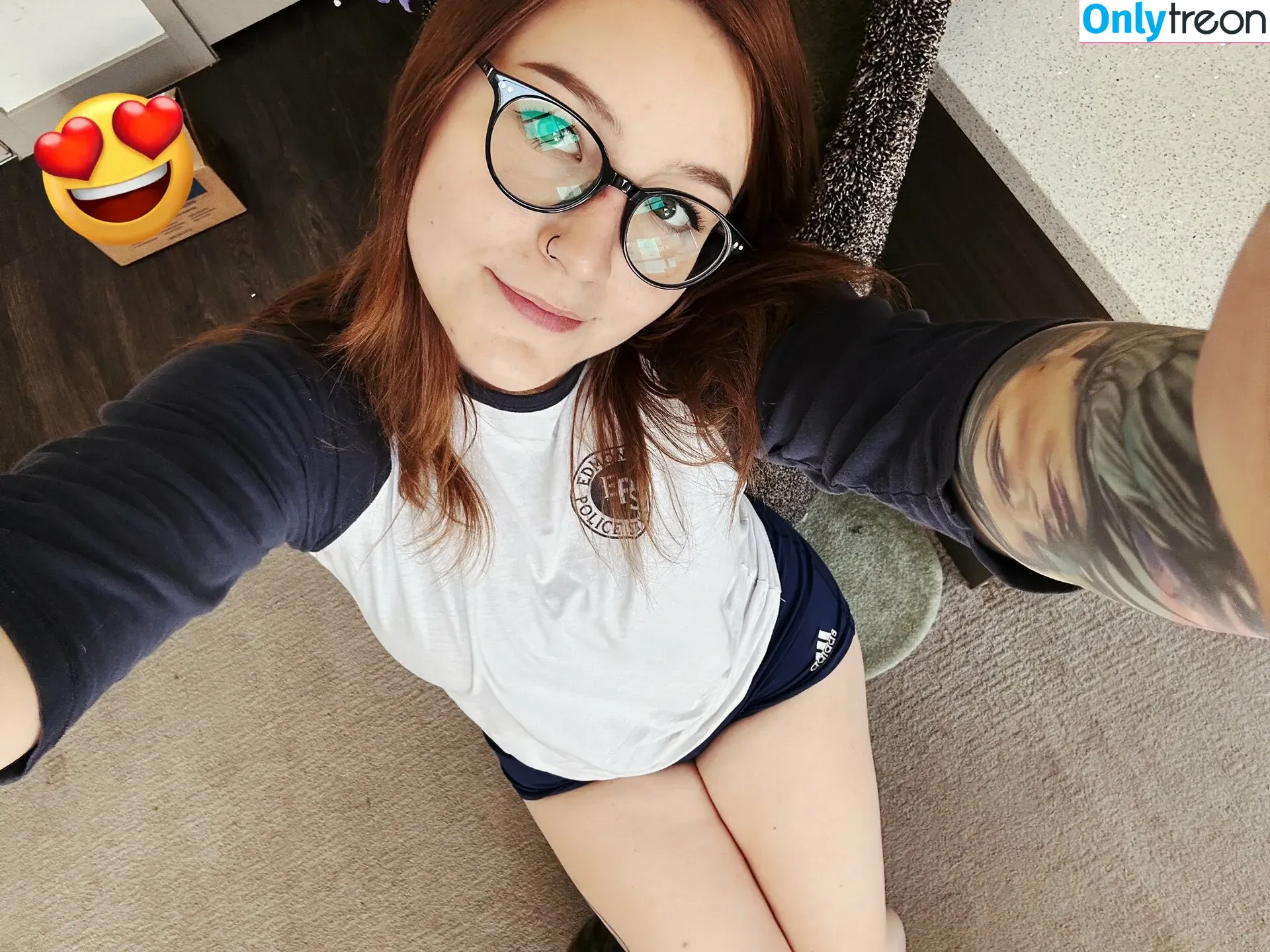 Fooya nude photo #0131 (Danielle Bosch / iFooYa)