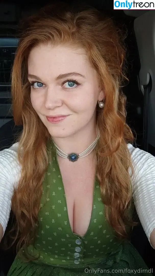 Foxydirndl nude photo #0035 (Foxydirndl)