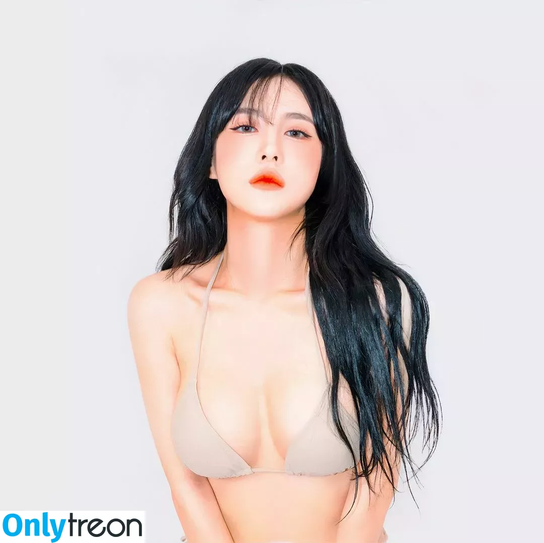 Foxylicious nude photo #0001 (KGroup / foxylicious.official / 폭시리셔스 🦊)