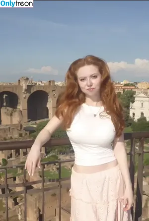 Francesca Capaldi / francescacapaldi nude photo #0998