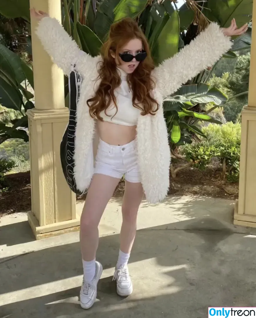 Francesca Capaldi nude photo #0058 (francescacapaldi)