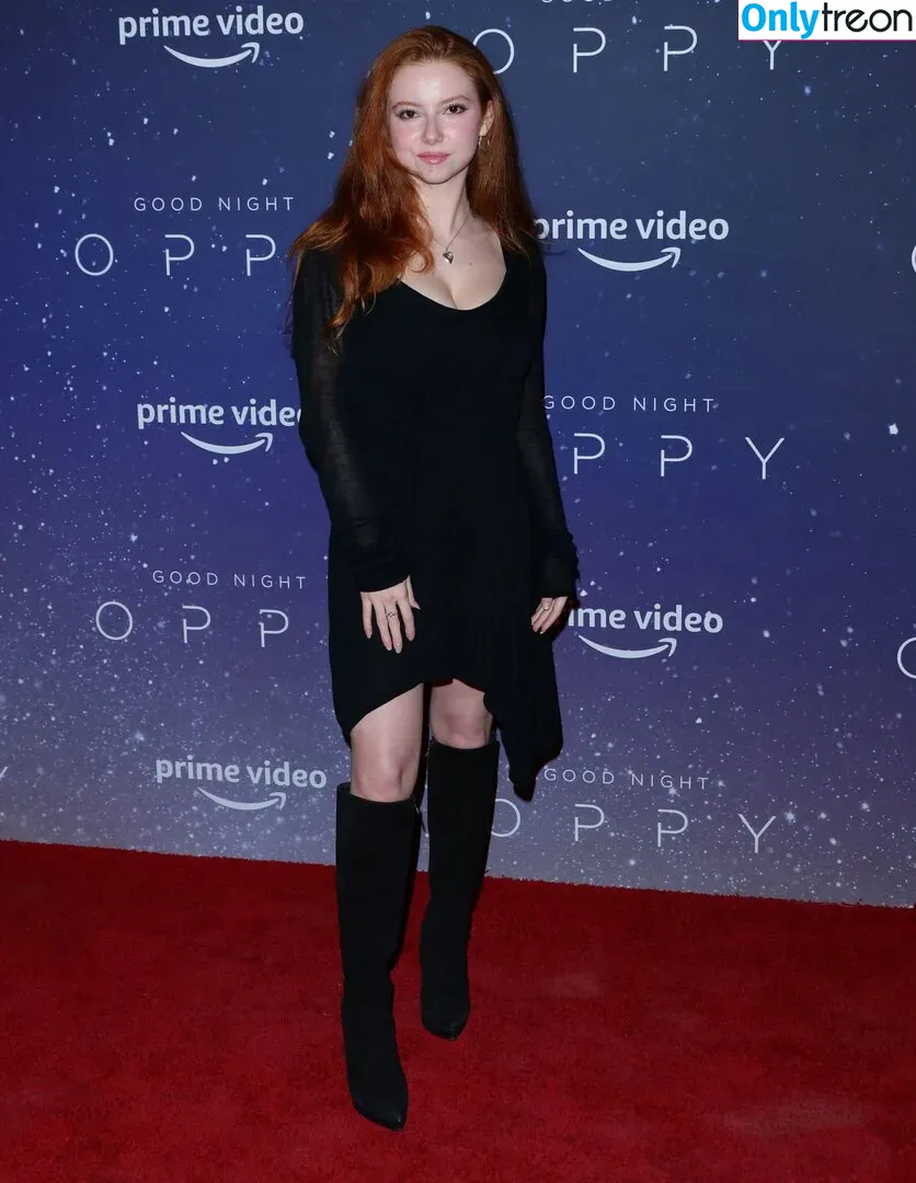 Francesca Capaldi голая photo #0064 (francescacapaldi)