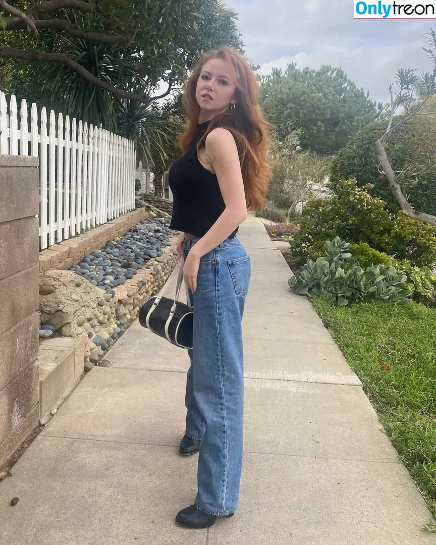 Francesca Capaldi nude photo #0151 (francescacapaldi)