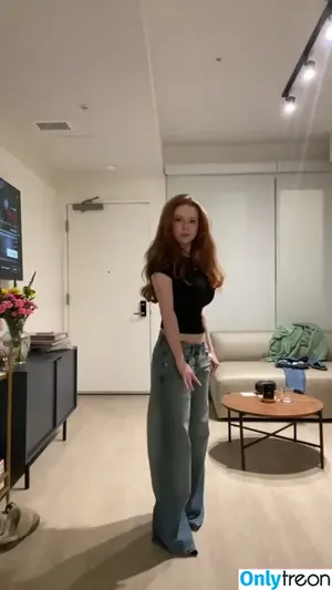 Francesca Capaldi / francescacapaldi фото голая #1022