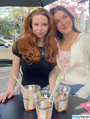 Francesca Capaldi / francescacapaldi nude photo #1041