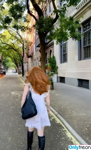 Francesca Capaldi / francescacapaldi nude photo #1106