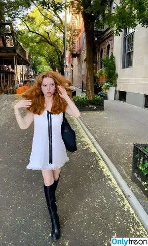 Francesca Capaldi / francescacapaldi nude photo #1107