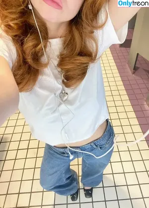 Francesca Capaldi / francescacapaldi nude photo #1109