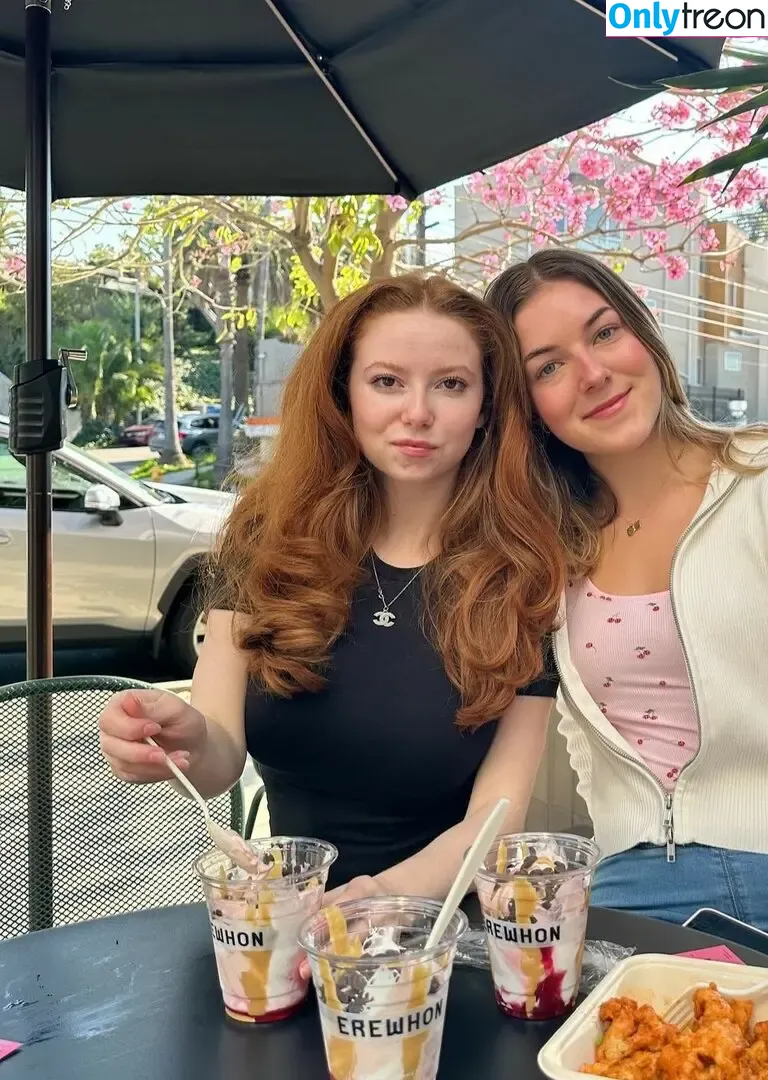 Francesca Capaldi nude photo #1040 (francescacapaldi)
