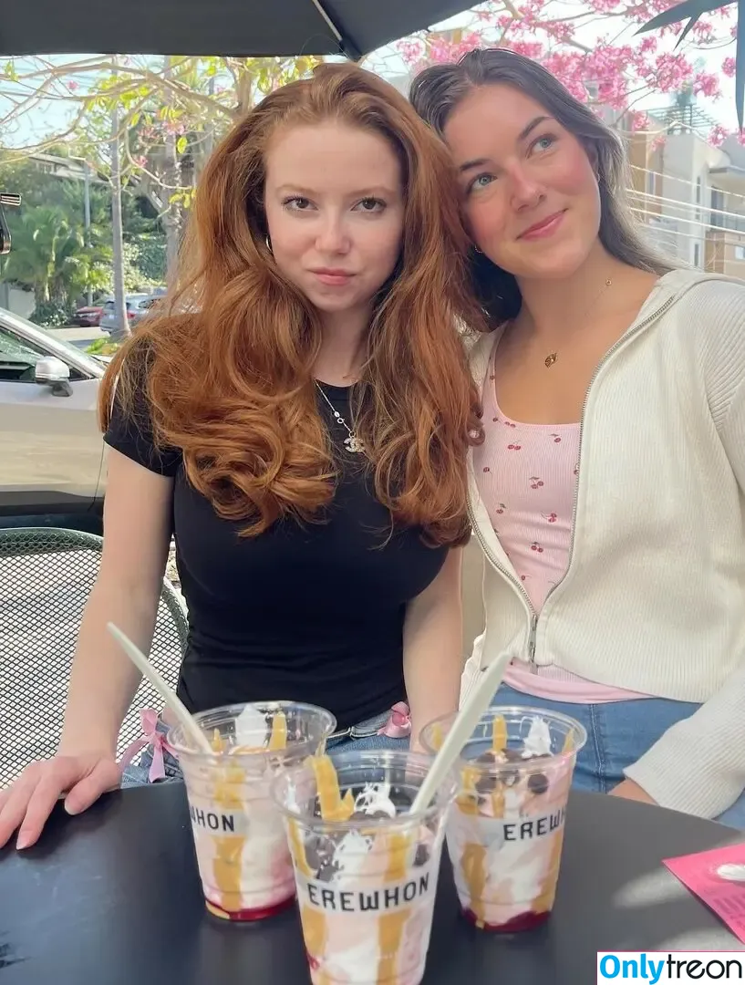 Francesca Capaldi nude photo #1041 (francescacapaldi)