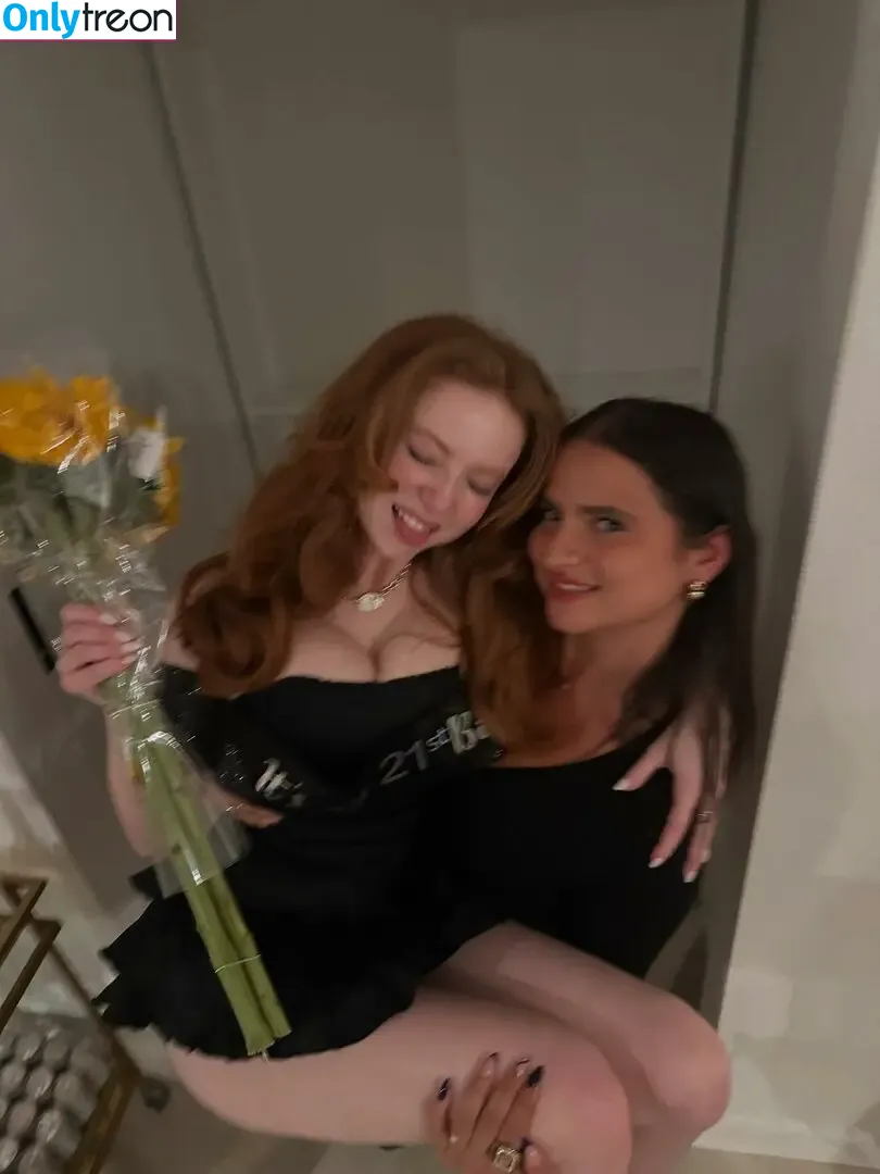 Francesca Capaldi nude photo #1102 (francescacapaldi)