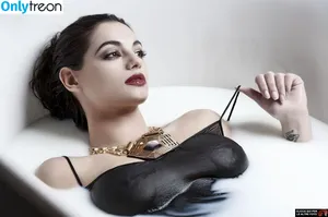 Francesca Chillemi / francescachillemi___ фото голая #0007