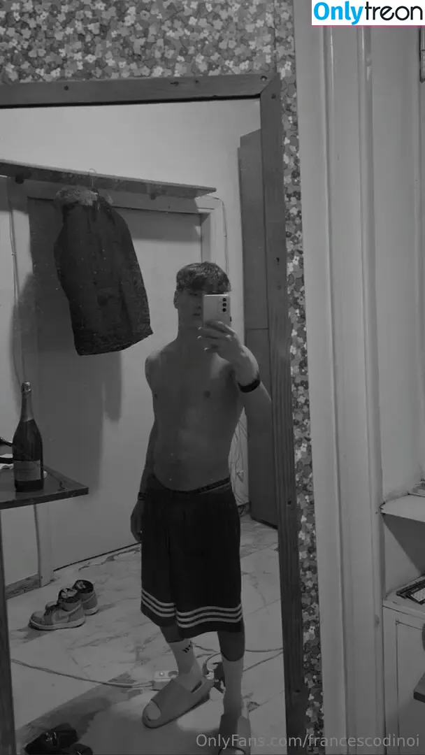 francescodinoi nude photo #0001 (francescodinoi)