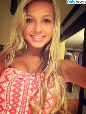 Franceska Fournier / fournierrr / franceskafournier фото голая #0101