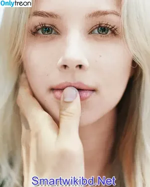 Franceska Fournier / fournierrr / franceskafournier фото голая #0256