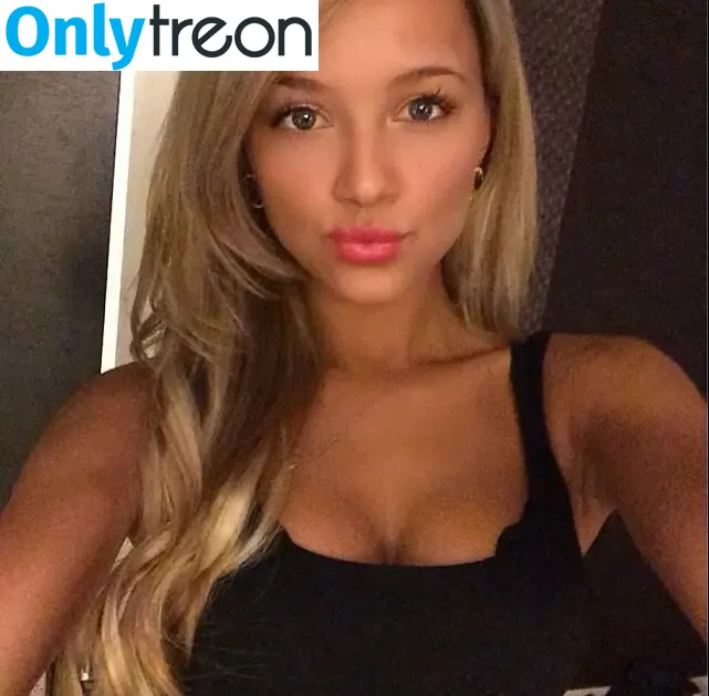 Franceska Fournier голая photo #0102 (fournierrr / franceskafournier)