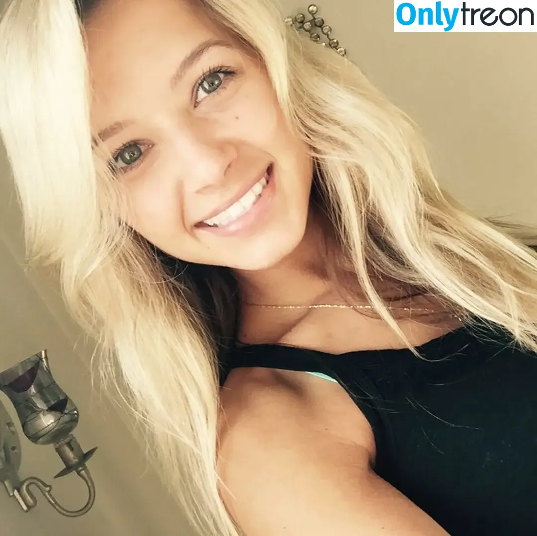 Franceska Fournier голая photo #0110 (fournierrr / franceskafournier)