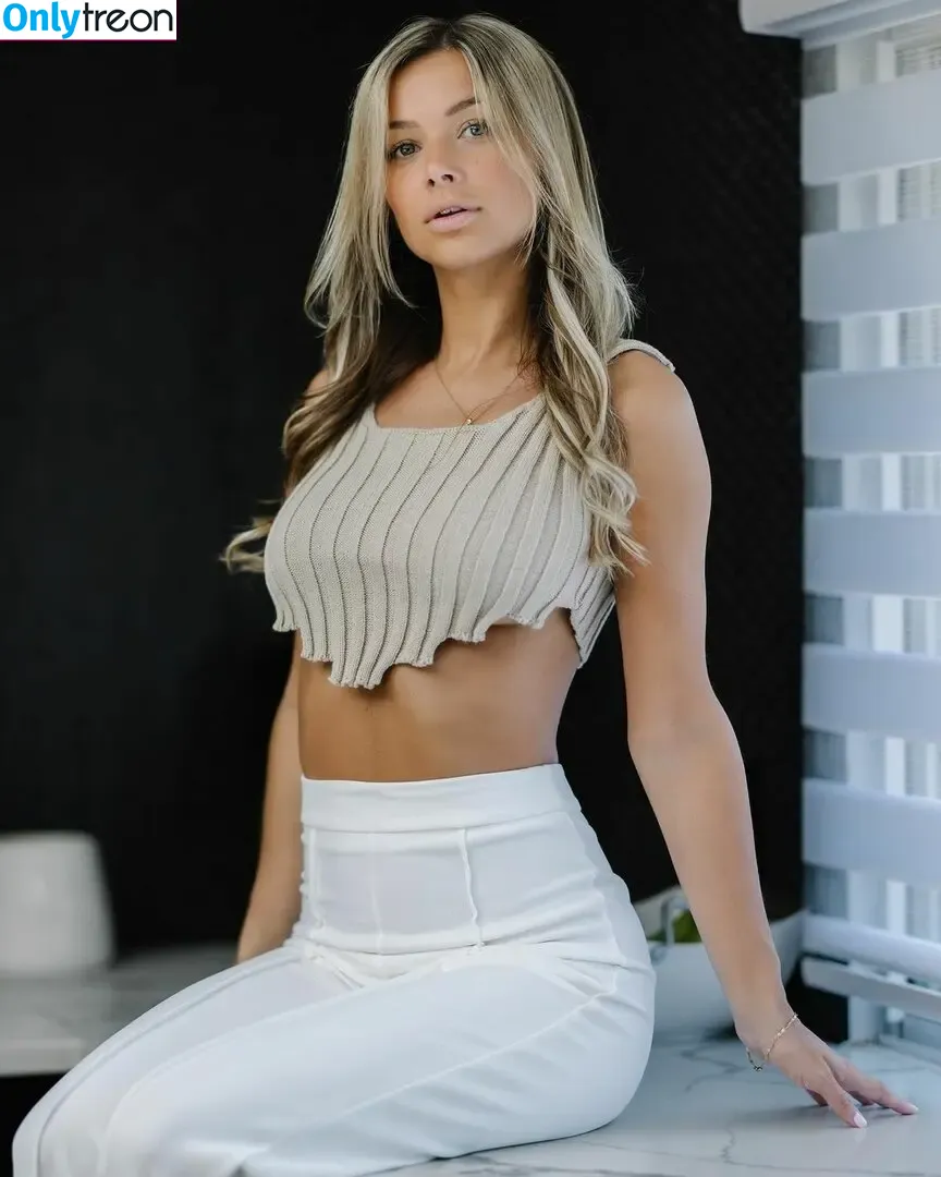 Franceska Fournier голая photo #0216 (fournierrr / franceskafournier)