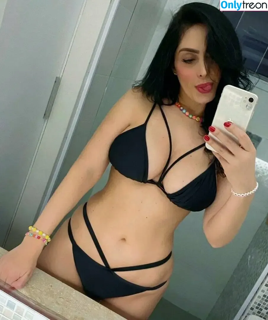 Francine Piaia голая photo #1669 (ex-BBB / francinepiaia / piaiafrancine)
