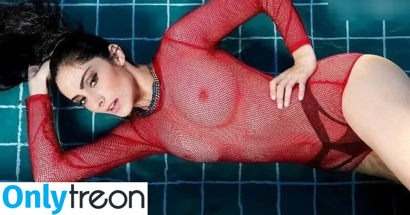 Francine Piaia nude photo #1912 (ex-BBB / francinepiaia / piaiafrancine)
