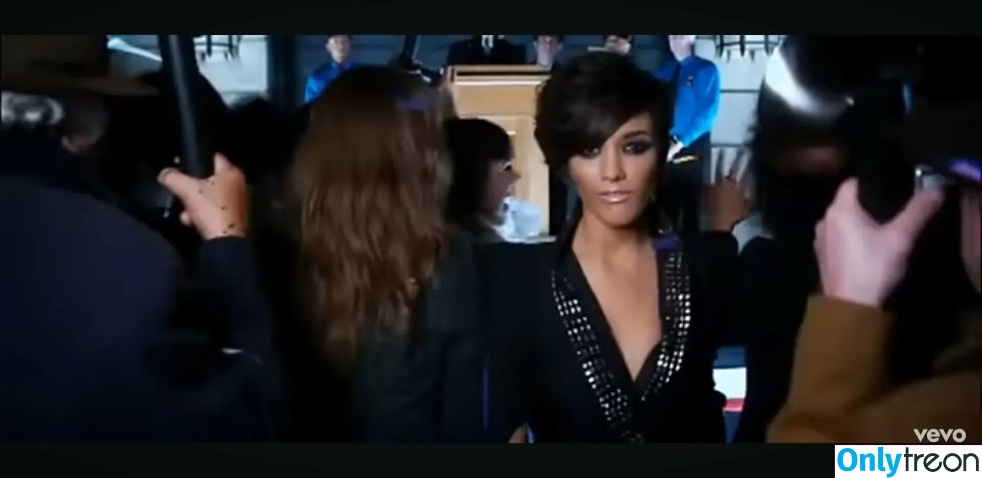 Frankie Bridge nude photo #2995 (Frankie Sandford (The Saturdays / frankiebridge)