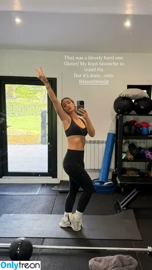 Frankie Bridge / Frankie Sandford (The Saturdays / frankiebridge nude photo #3009