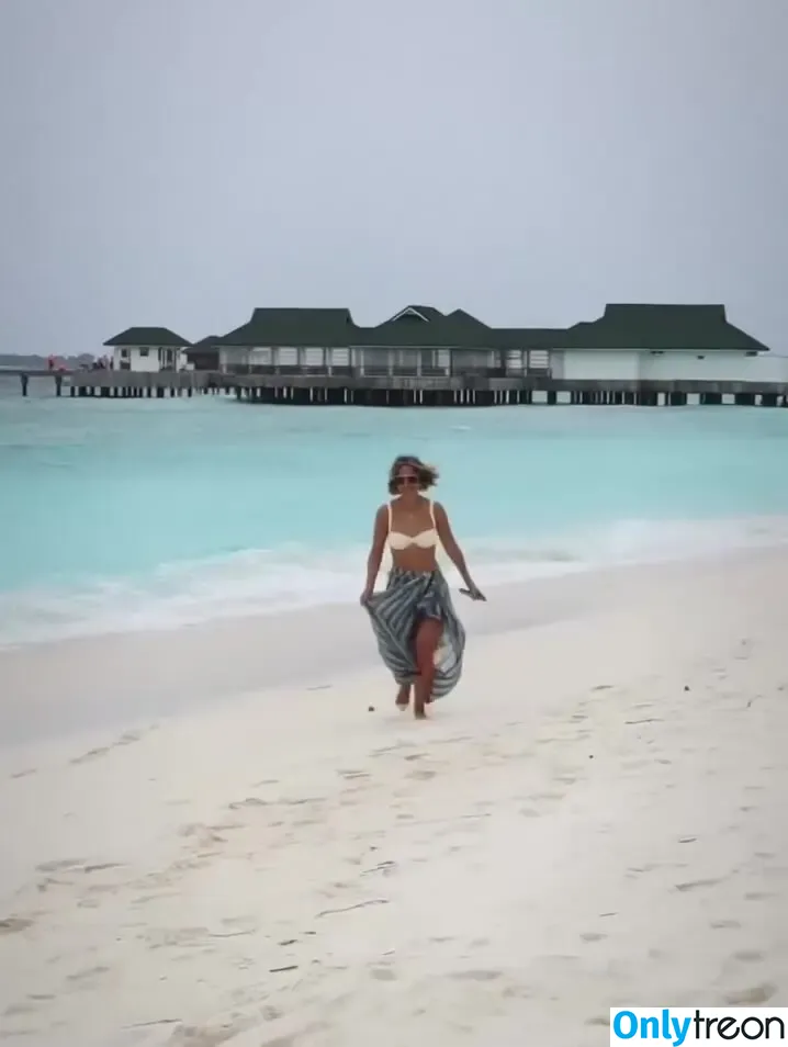 Frankie Bridge nude photo #3268 (Frankie Sandford (The Saturdays / frankiebridge)