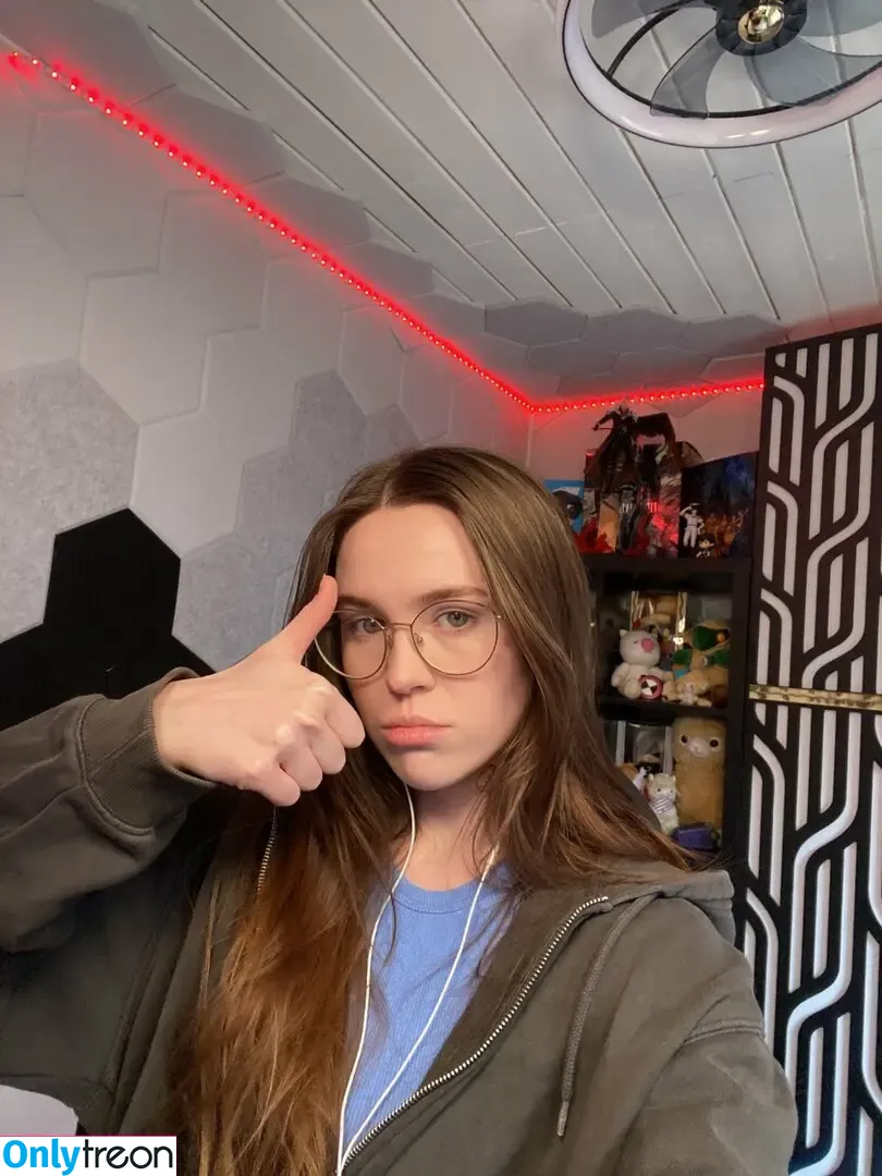 Frankie Lollia голая photo #0341 (frankielollia)