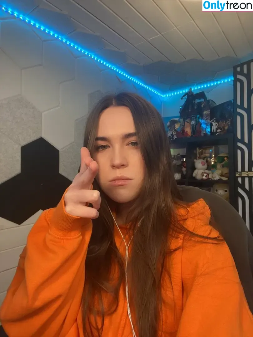 Frankie Lollia голая photo #0343 (frankielollia)