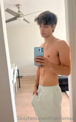 frankierossi / itsfrankierossi фото голая #0018