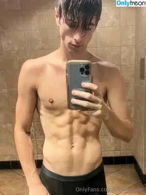 frankierossi / itsfrankierossi nude photo #0058